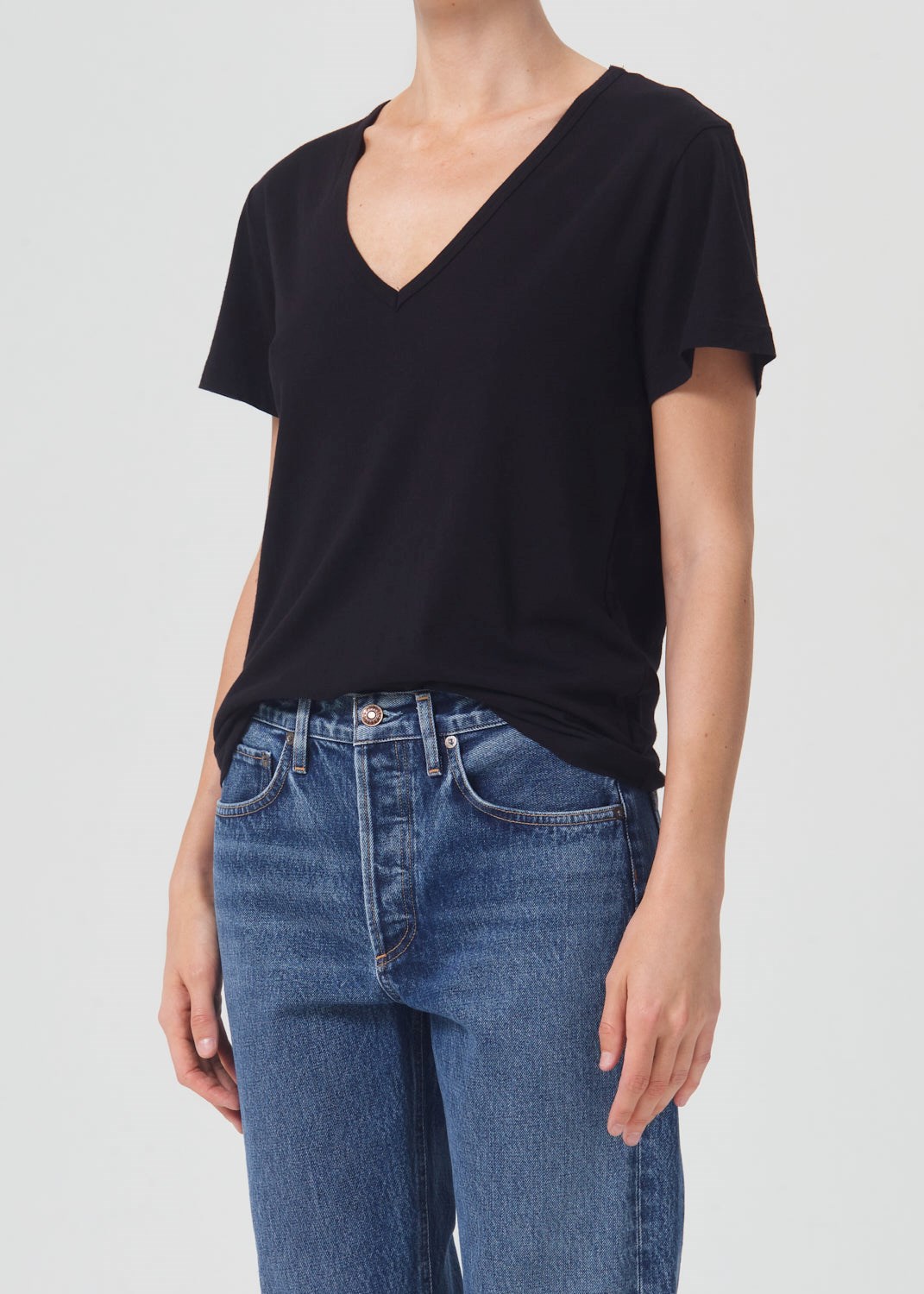 AGOLDE Cameron V Neck Noir | DRS-45330253